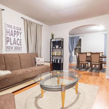 Cheerful 3-bedroom Home Up to 9 Guest Atlantic City Buitenkant foto